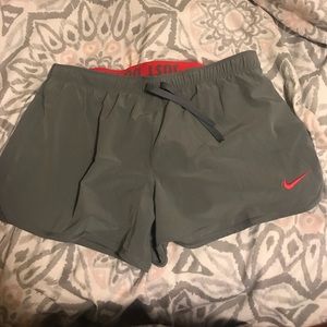 NIKE DRI FIT RUNNING SHORTS